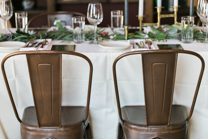 Hochzeitsdekoration Stühle aus Kupfer modern