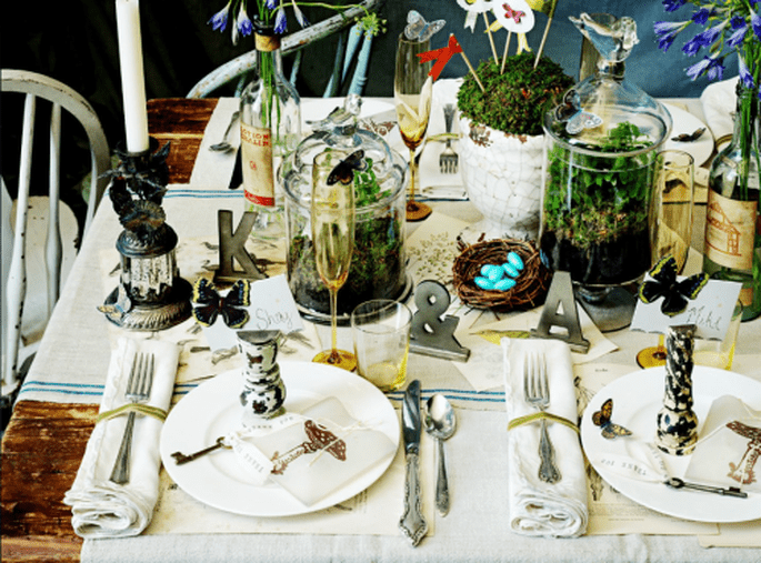 Decoraciòn de mesa de boda con terrarios. Fotografía Jeny Lynne