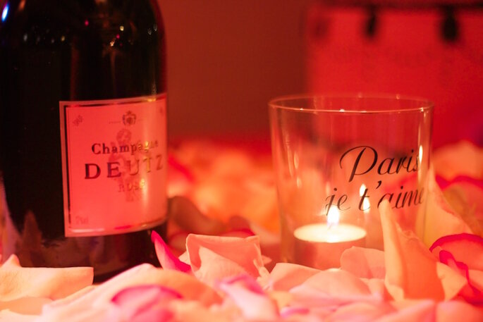 Wedding Planner: Il bianco e il rosa - Foto: Alain Mbouche