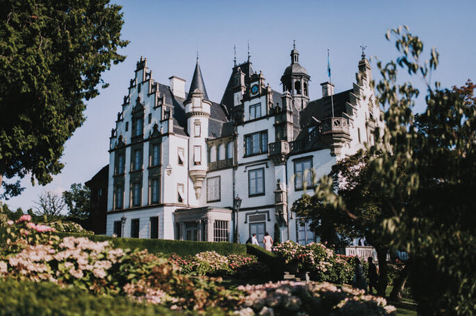 Blick auf das pittoreske Schloss Meggenhorn bei Luzern.