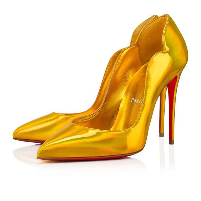 zapatos stiletto tacon de aguja color amarillo louboutin