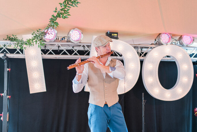Fluitist Paul Smithuis op Trouwfestival. Foto: Anneke Veronica Photography