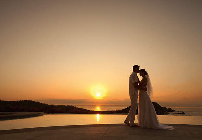 Destination wedding: o guia completo para realizar o casamento dos seus  sonhos por LoveTrips Brasil Viagem