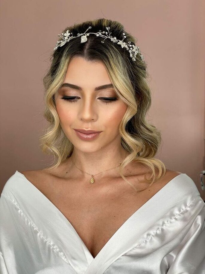 Isabela Palacio Makeup Maquillaje y peinado novias Medellín