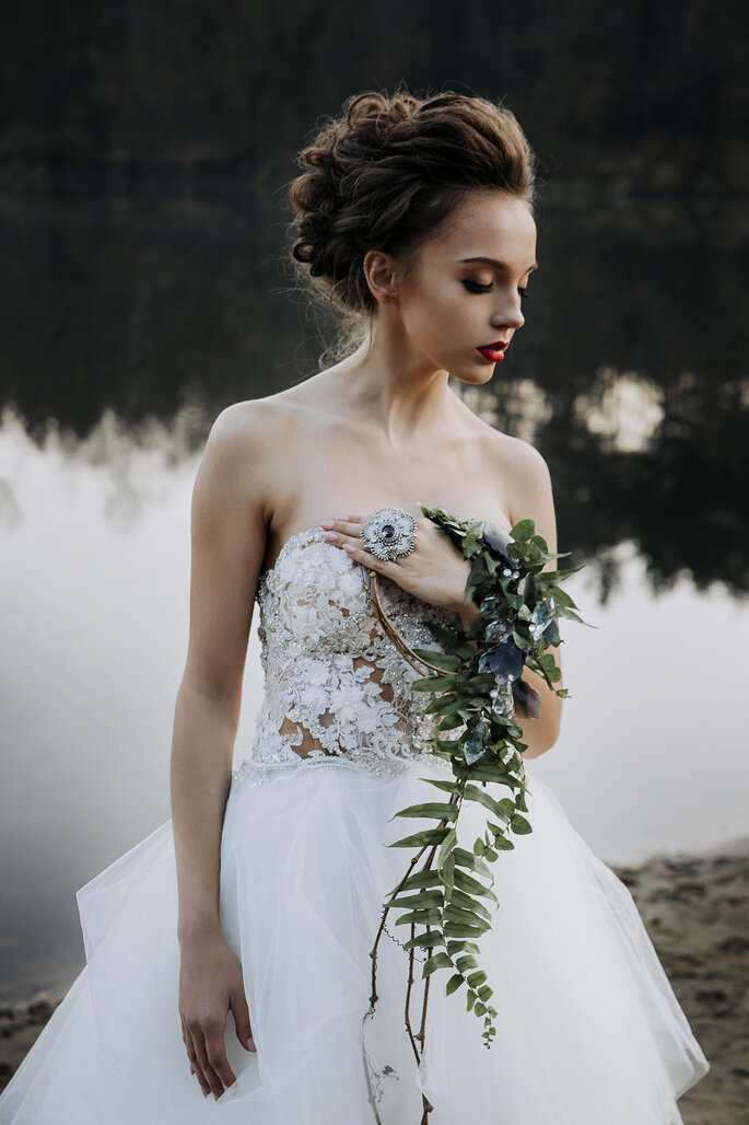 Pomysł/ stylizacja: Magdalena Sawicz/ Whispers of flowers/ fot: Karolina Pyrek / Karolina Pyrek Photography 