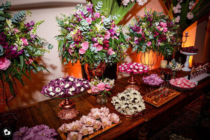 mesa de doces de casamento decorada