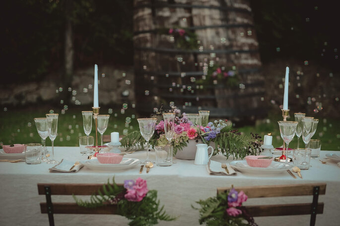 Decoração da mesa do banquete - Romã Eventos
