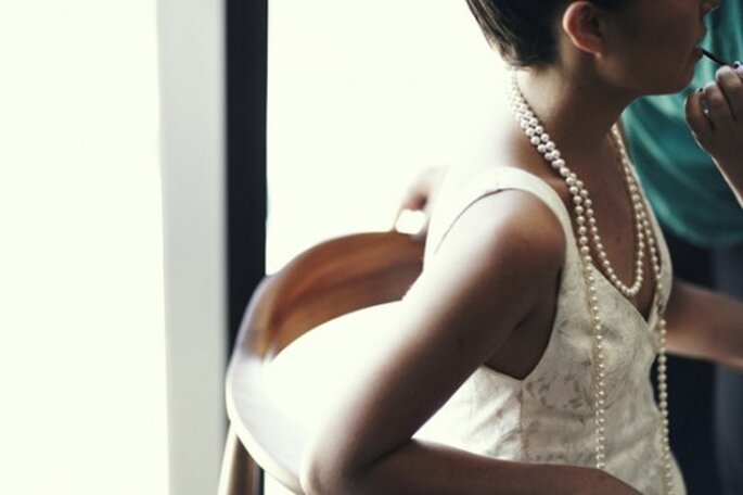 No usar joyas de perla en tu boda - Foto Leo Farrell