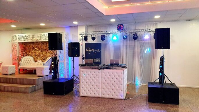 Une installation DJ avec du matériel pro pour un mariage - DJG-EVENTS 