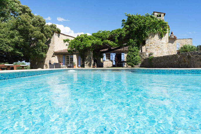 domaine de mariage avec piscine en Provence
