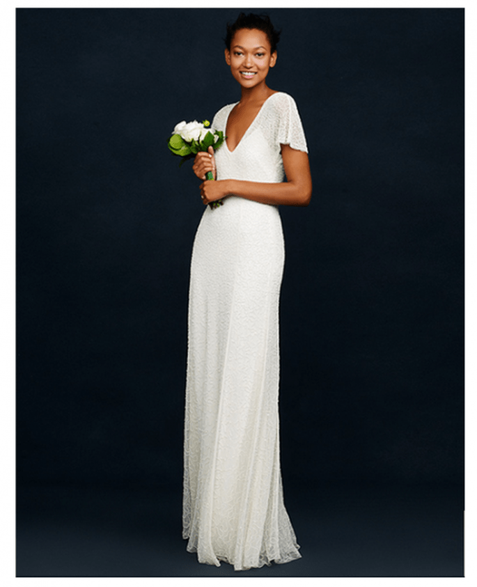 Vestido de novia con cuello uve y mangas cortas holgadas - Foto JCrew