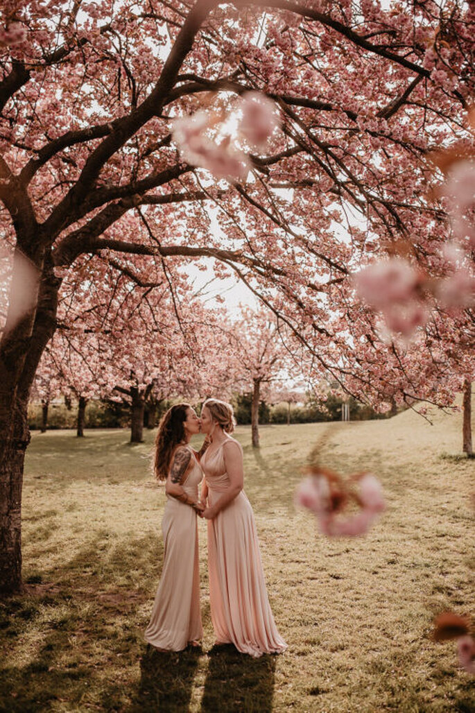 Eine Verlobung unter Kirschblüten