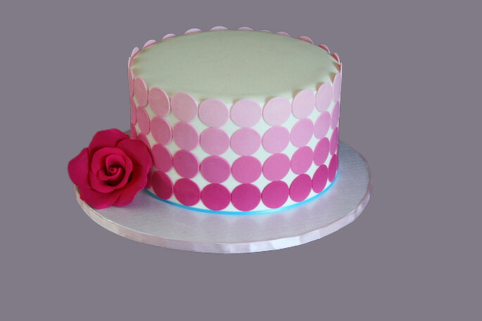 Combinación de lunares y ombre. Foto: Sweet Tooth Cakes and Cupcakes