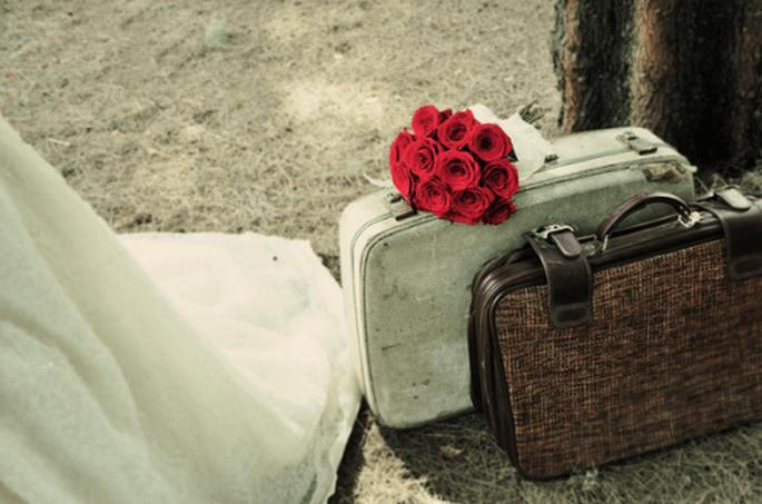Detalles como maletas avejentadas para un toque vintage - Foto Casa Fragma