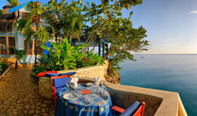 The Caves Resort offre de splendides vues sur le Mer des Caraibes