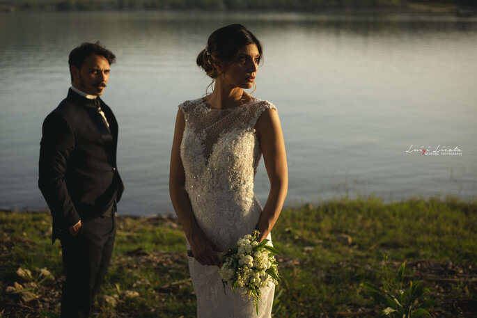 Luigi Licata Photography - sposo osserva la sposa