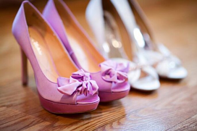 Zapatos violeta claro para novia. Foto: Bianca Valentim