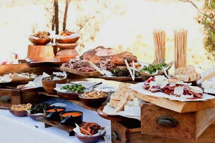 El buffet en las bodas: Todo lo que debes saber sobre este estilo de  banquete