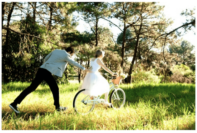Fotos de boda con bicicletas - Foto Infinity Photography