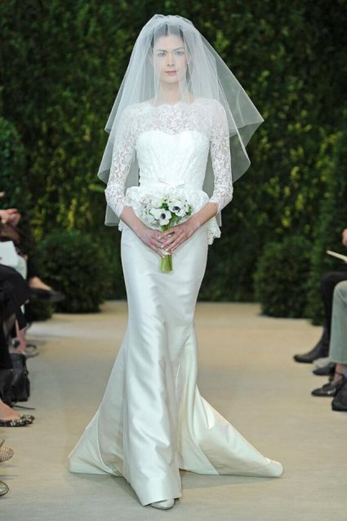 Długa suknia ślubna z rękawami. Alyssa Carolina Herrera