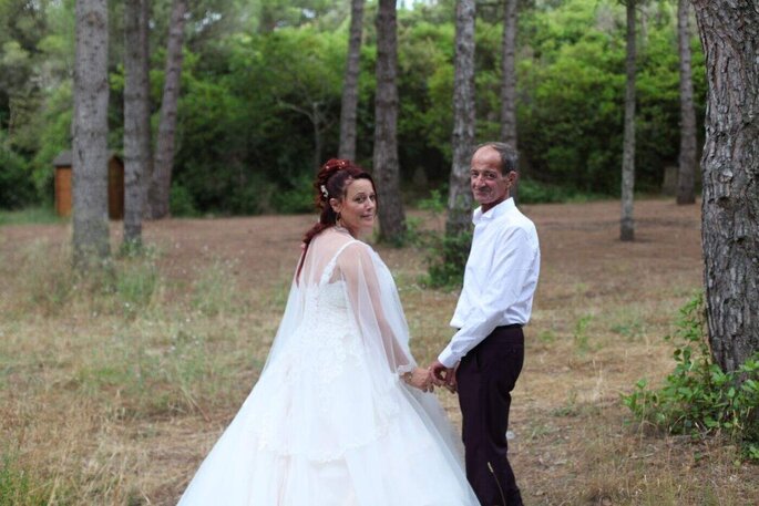 Séance photo des mariés en pleine nature - Fotofosu
