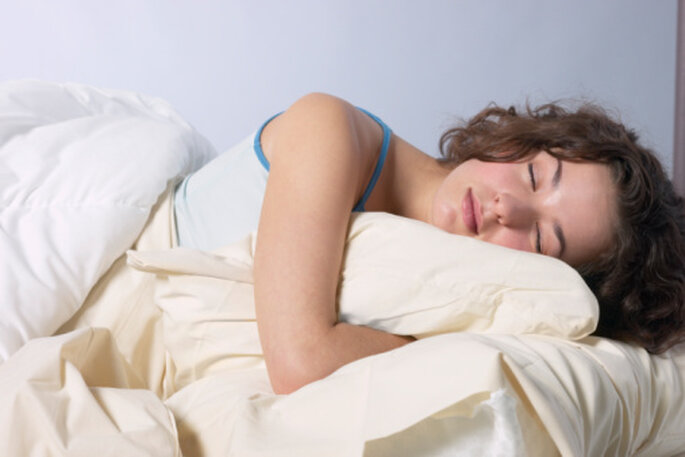 La postura más "sana" para dormir es boca arriba