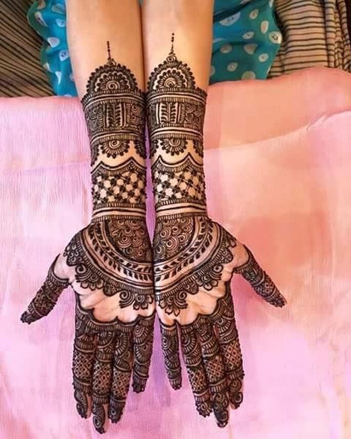 Top 10 Mehndi Artist in Delhi