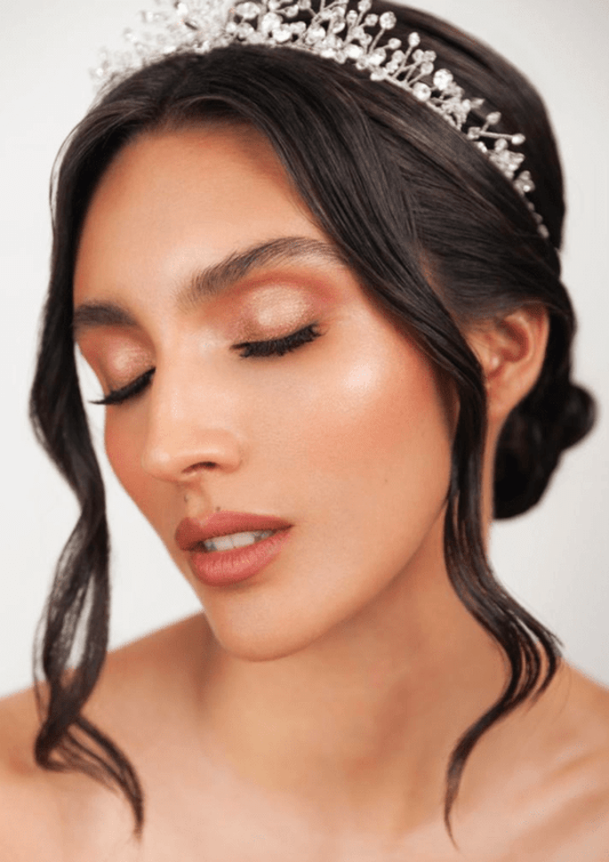 Ana Castillo Makeup Studio maquillaje y peinado novias Bogotá