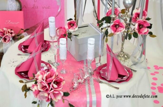Assortissez vos nappes et serviettes à votre thème de mariage - Photo : decodefete.com