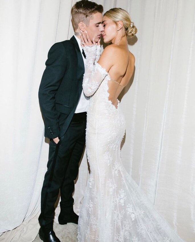 Justin Bieber Frau Hochzeitskleid : Hailey Bieber Zeigt ...