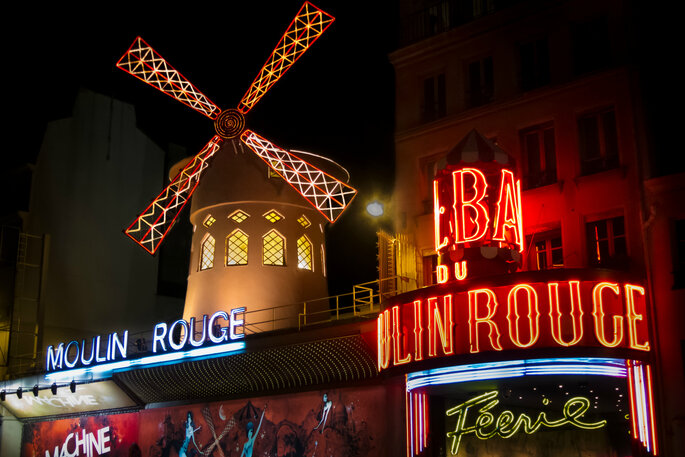 Exterior do Moulin Rouge. Paris