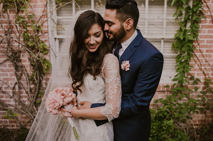 Trajes de novio y novia 2024 juntos