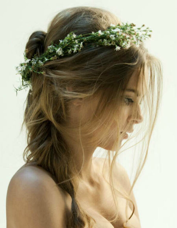 Penteado para noivas com flores