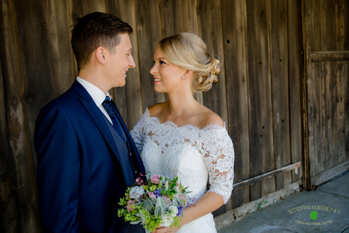 La novia - Hochzeitsmode für Braut & Bräutigam