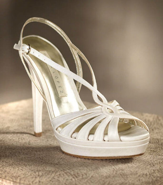 Sandalias de tacón alto en mejor complemento para una boda de verano