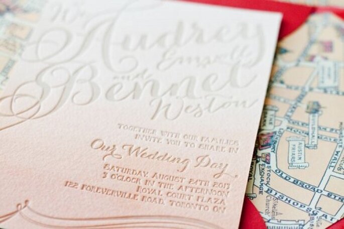 Las invitaciones de boda son la primera presentación sobre cómo será tu ceremonia - Foto Megan Wappel Designs Facebook