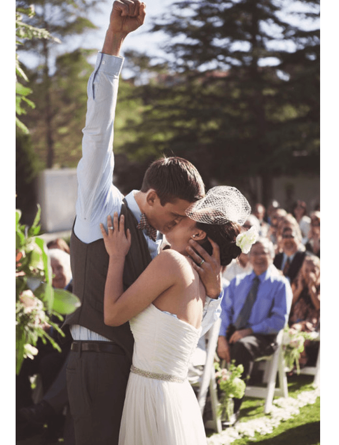 Los besos más románticos en boda - Foto Emily Blake Photography