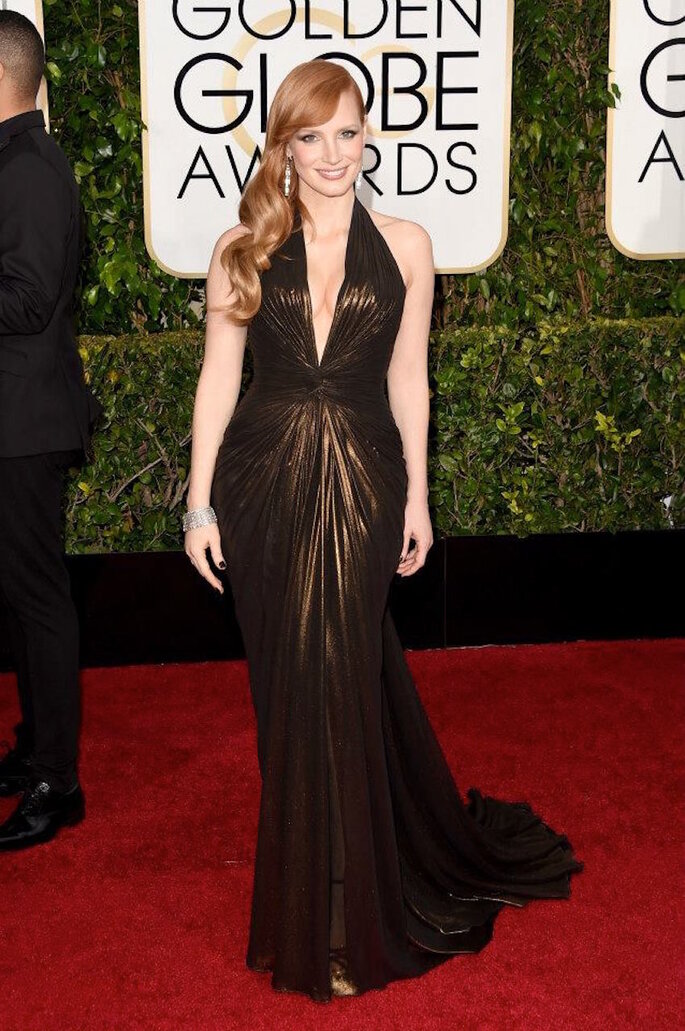 Las mejor vestidas de los Golden Globe Awards 2015 - Versace (Jessica Chastain)