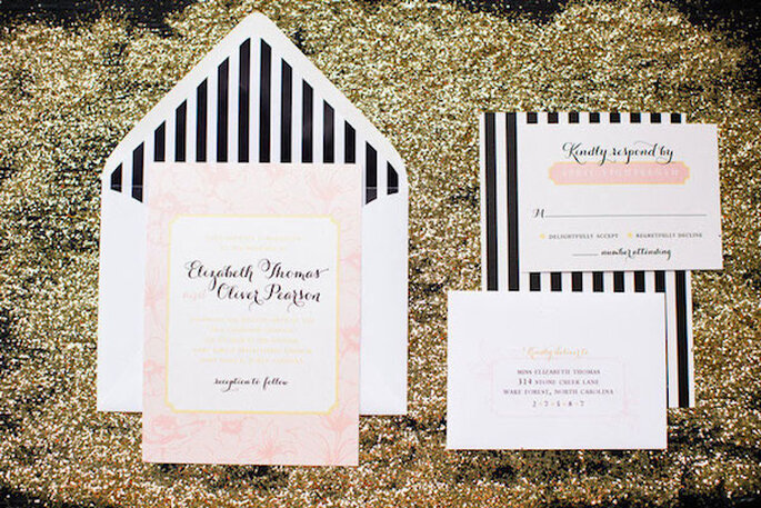 El patrón del blanco y negro en tus invitaciones de boda - Foto Robyn Van Dyke Photography