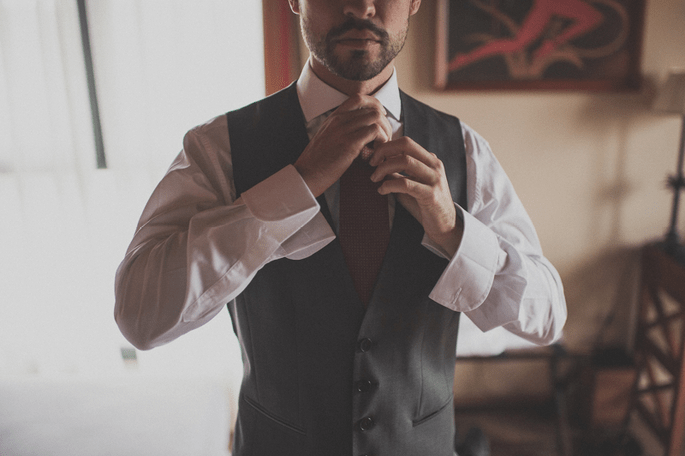 Las 15 mejores corbatas con dibujos para tus trajes de invitado