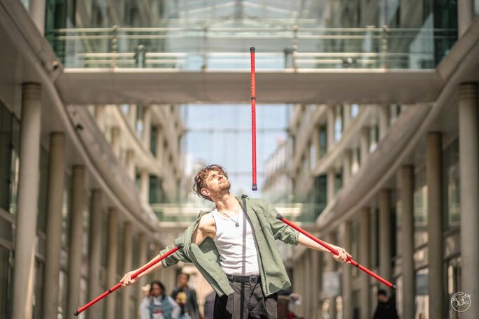 Tristan Herry jongleur expérimenté pour spectacle de feu à Paris