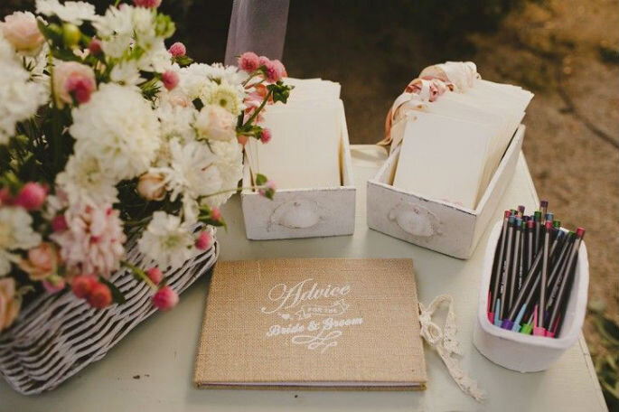 50 ANIVERSARIO: ELEGANTE LIBRO DE FIRMAS PARA CELEBRACIÓN DE ANIVERSARIO DE  BODAS O CASADOS | RECOGE COMENTARIOS Y FELICITACIONES DE TUS AMIGOS Y