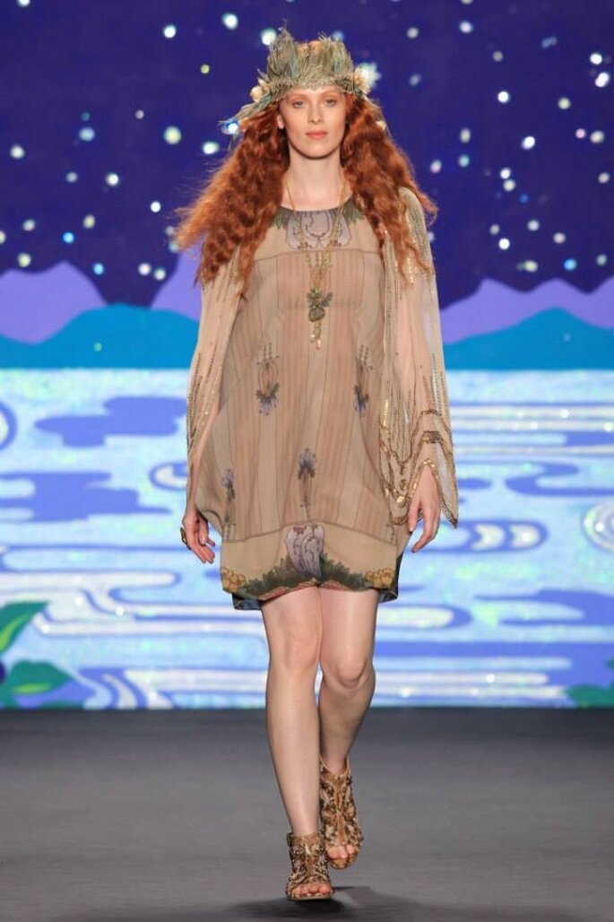 Lindos vestidos de fiesta para boda con estilo boho chic - Foto Anna Sui