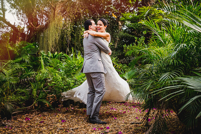 Aline & Lucas: Casamento romântico ao ar livre no interior do Rio de Janeiro