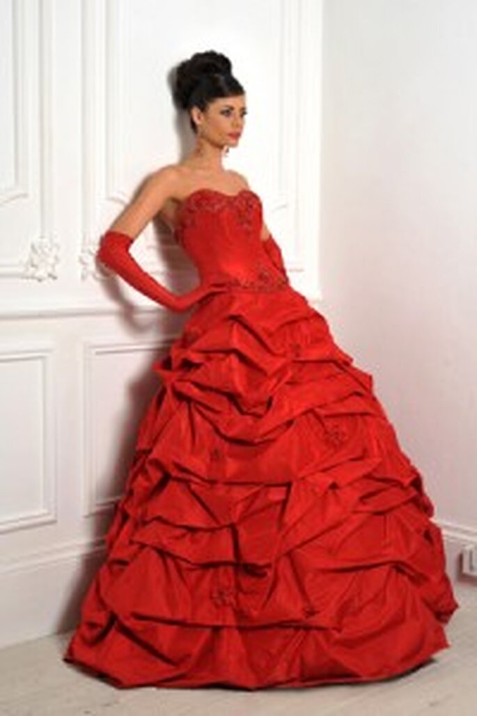 Roxy by Hollywood Dreams, dress in red with layered skirt and decorated bodice