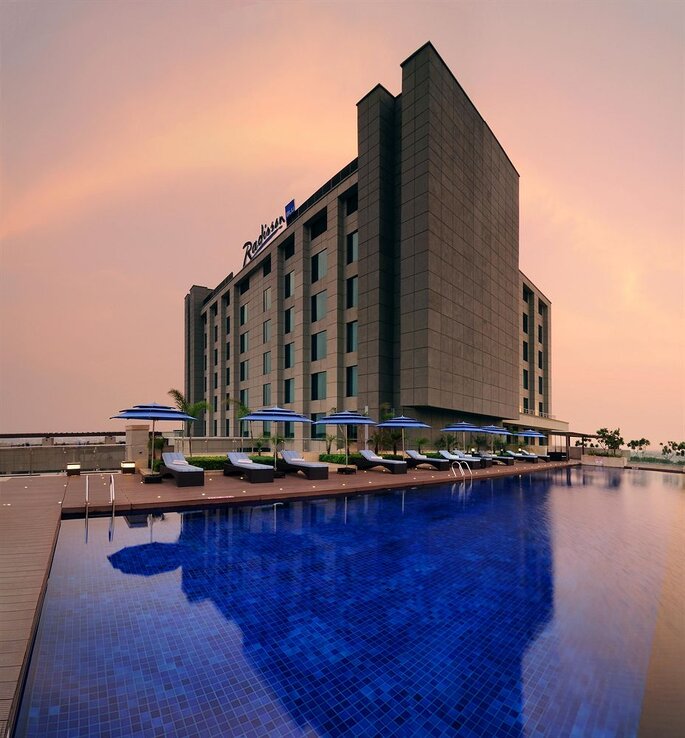 Hotel: Radission Blu Pashchim Vihar.