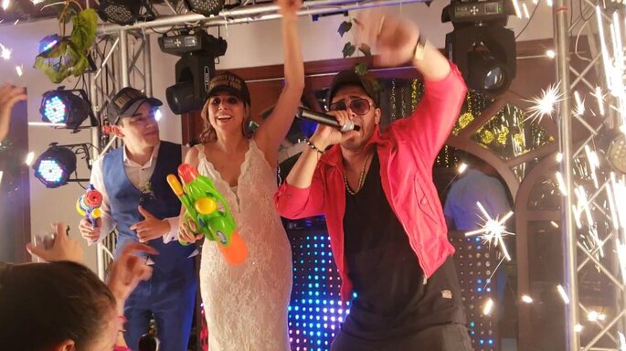 UrbanShow Colombia Música en vivo para bodas