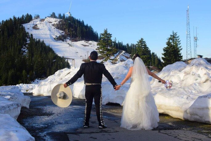Shofare Photo & vídeo sesión de boda montañas nieve
