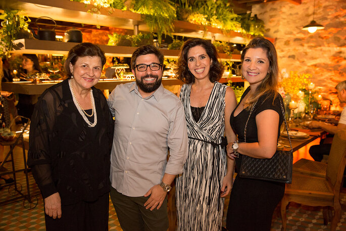 Olenka, Thiago Calil, Claudia Hadad e Beatriz Dias