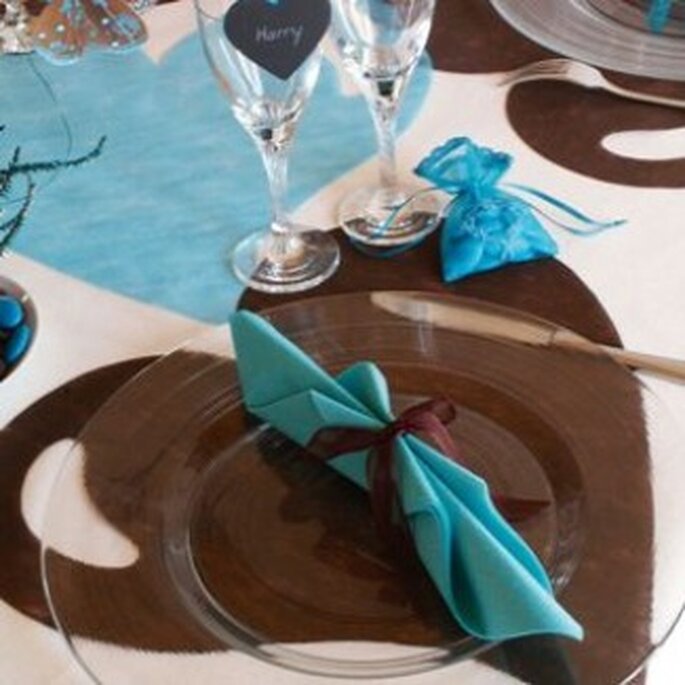 Sets de table en coeur pour vos tables de mariage 